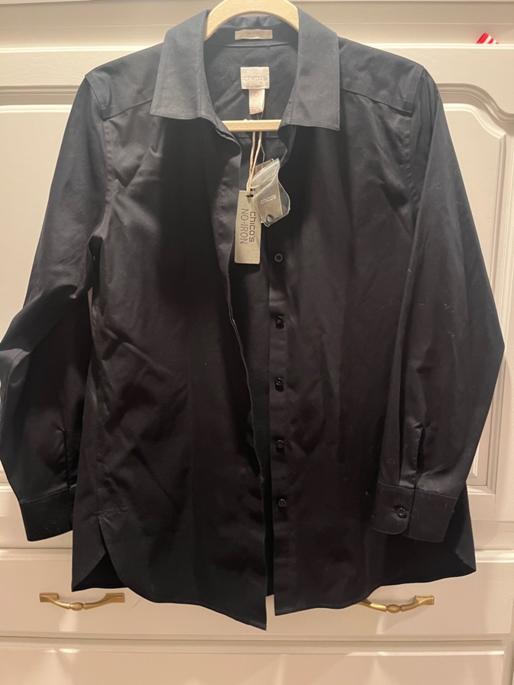Chicos effortless cotton Marie no iron black button down